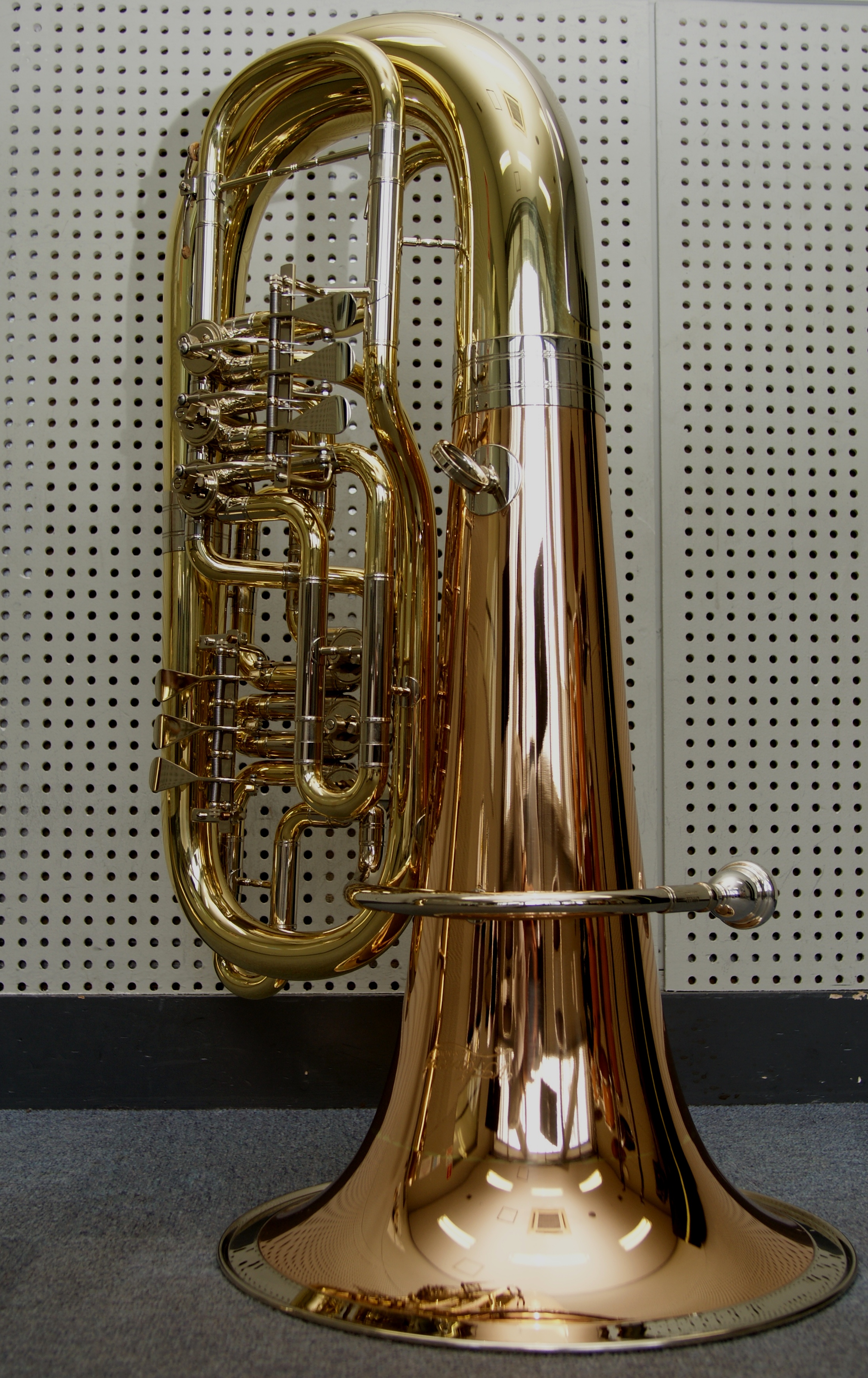 No.536 CERVENY WIENER TUBA (Musica Model)