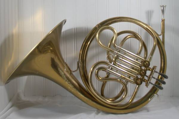 No.581 "CHALLENGER" French Horn Made in Italy